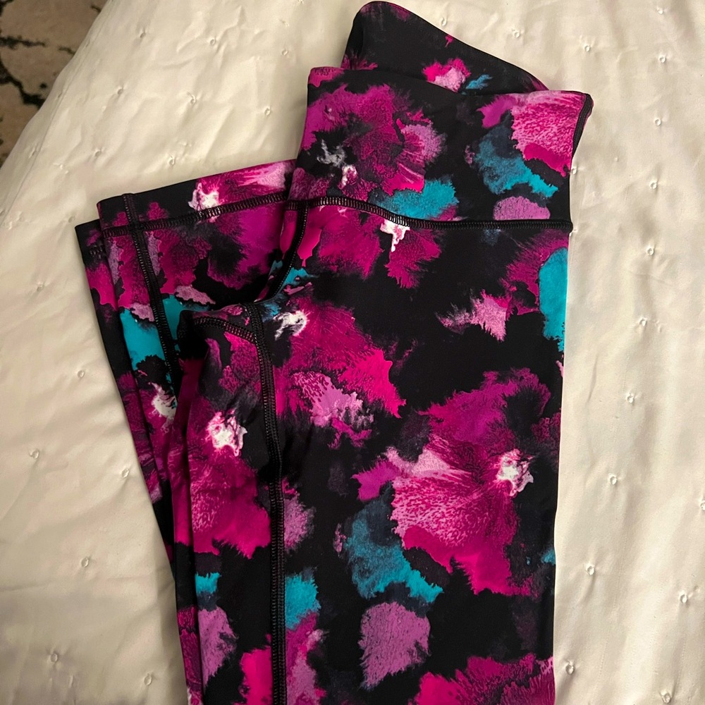 Lululemon cropped leggings